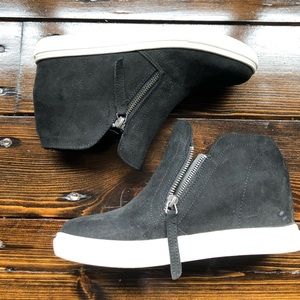 Madden Girl Black Side Zipper Wedge Sneaker  7.5